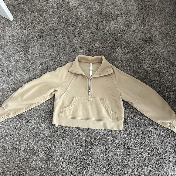 Lululemon Define Jacket - Picture 3 of 6